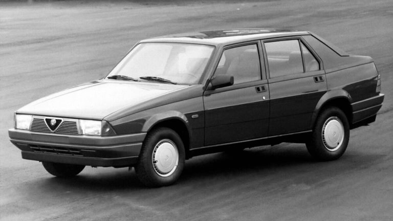 Альфа ромео 75 фото
