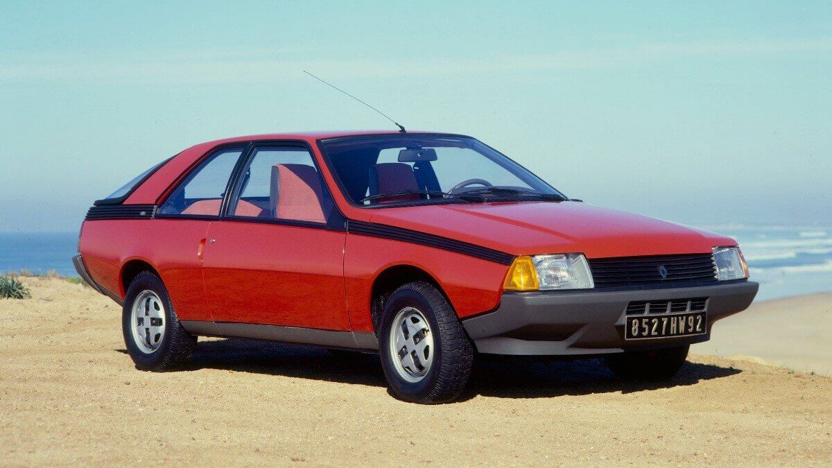 FORTY YEARS OF THE RENAULT FUEGO