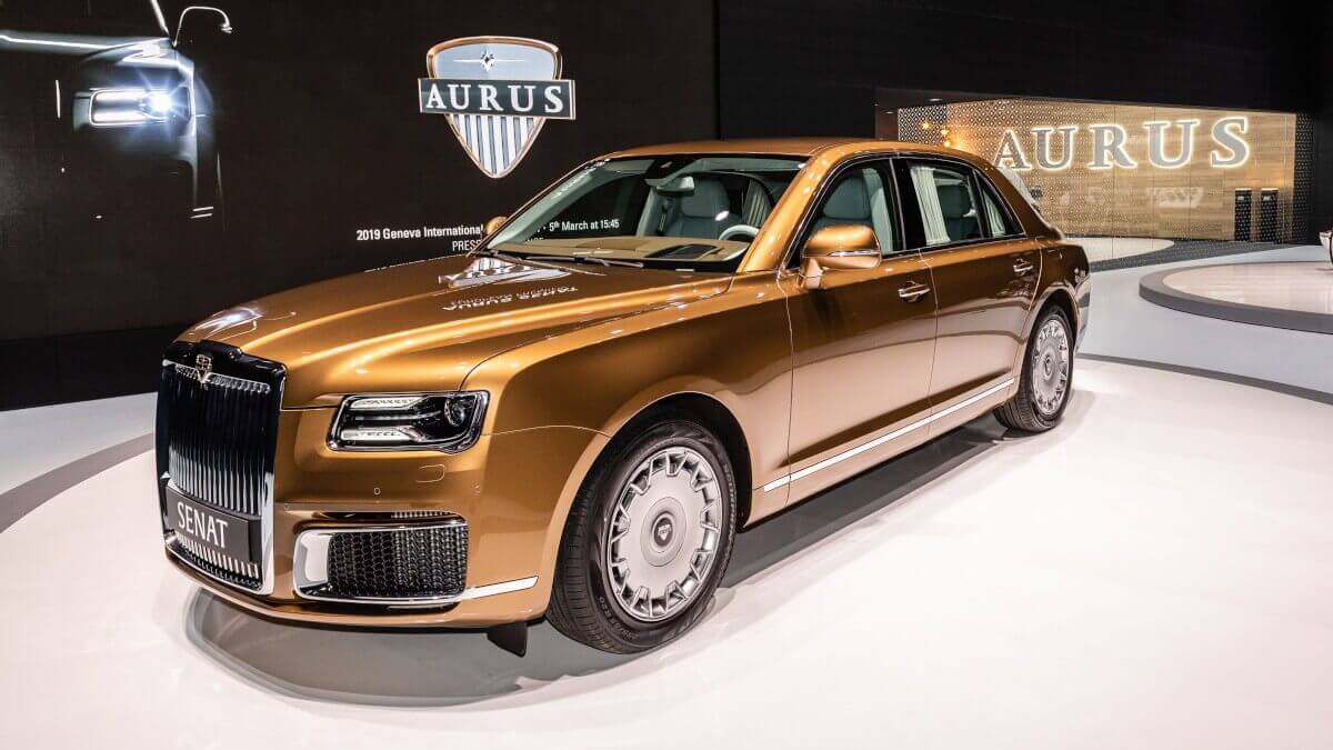 Aurus Senat, Russian luxury limousine, that carries also Russian