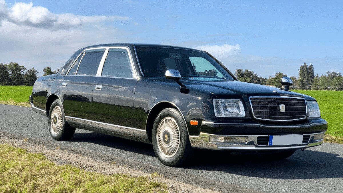 Toyota Century V12 Secret Classics